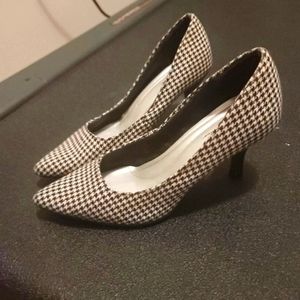Plaid heels pumps Wide comfort plus